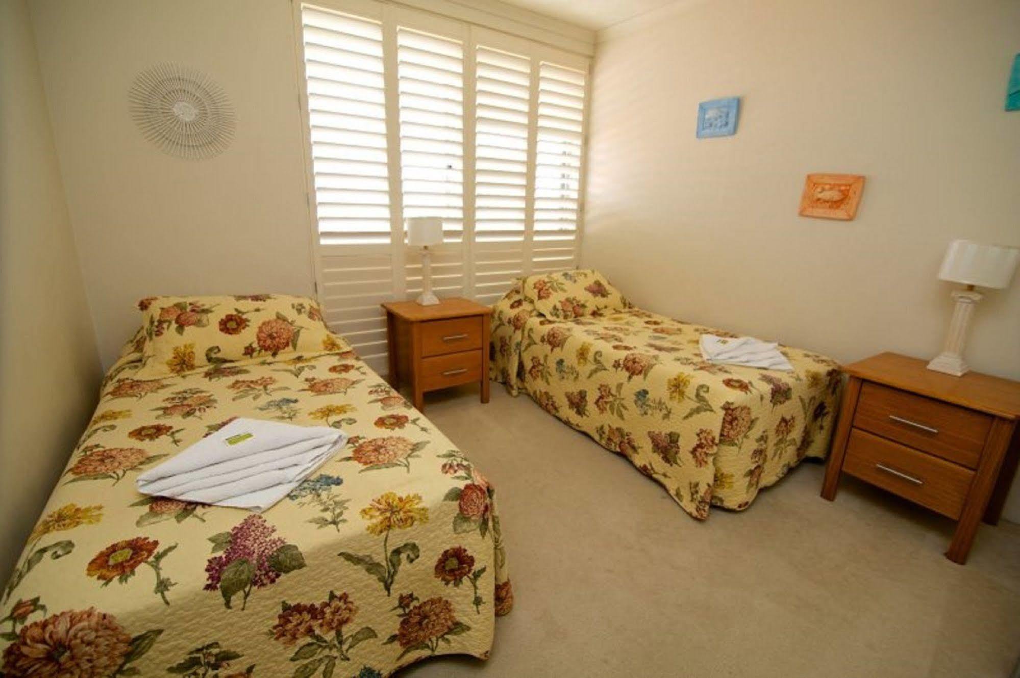 Foreshore Beachfront Apartments Gold Coast Ngoại thất bức ảnh